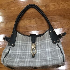 Dooney and bourke bag